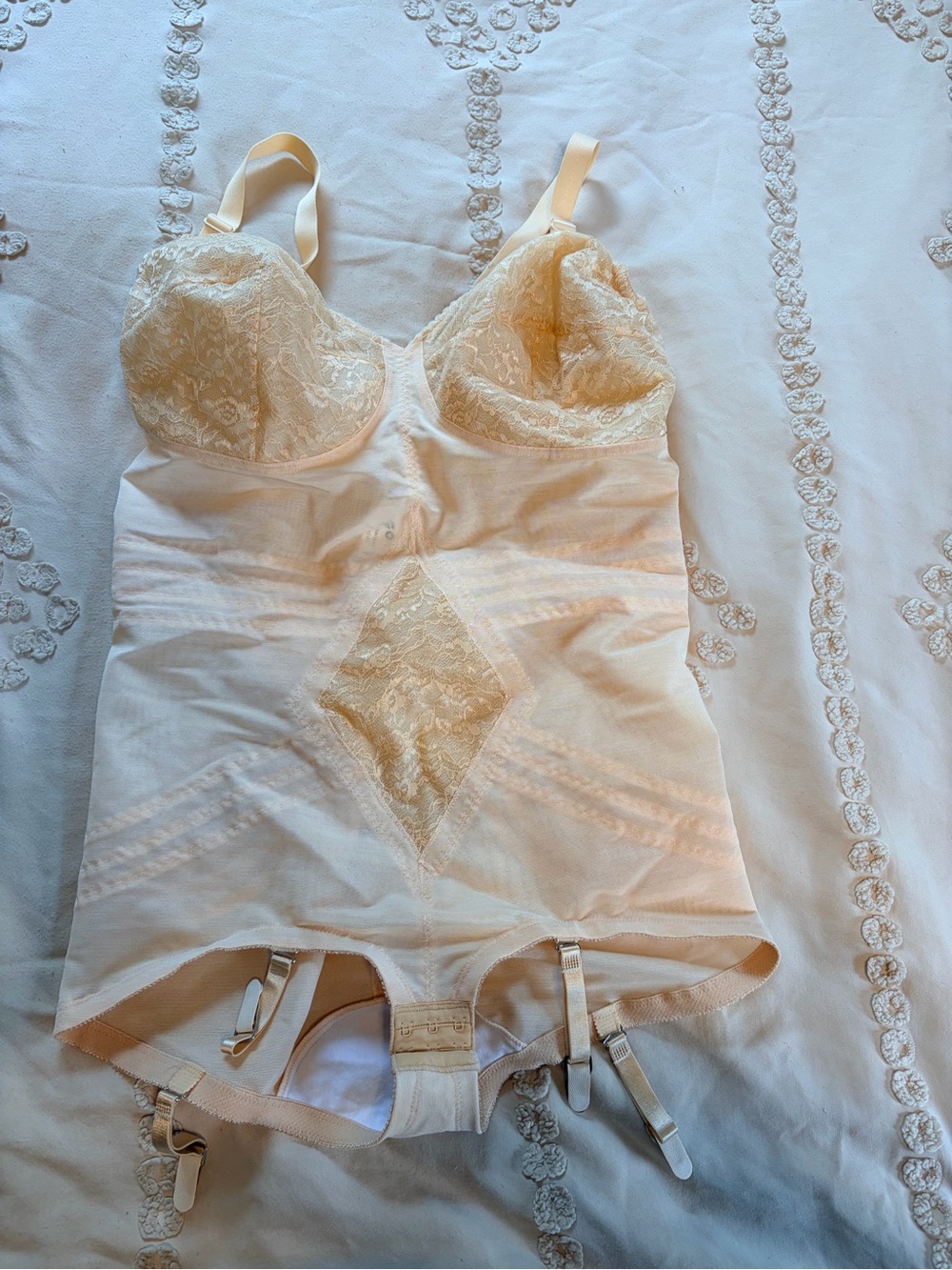 Rago Style 9051 Nude Open Bottom Body Briefer | 42DD | NWOT